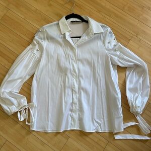 Beautiful ZARA Collection Blouse White Pearls Long Bow Sleeve Size Small
